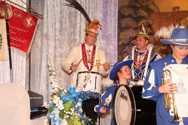 Blau-Weiss   207.jpg